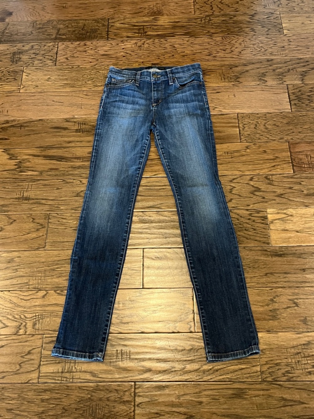 Joes Jeans Straight Leg Mid Rise Size 27